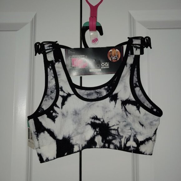 No Boundaries Cami Seamless Sports Bra - Picture 4 of 13